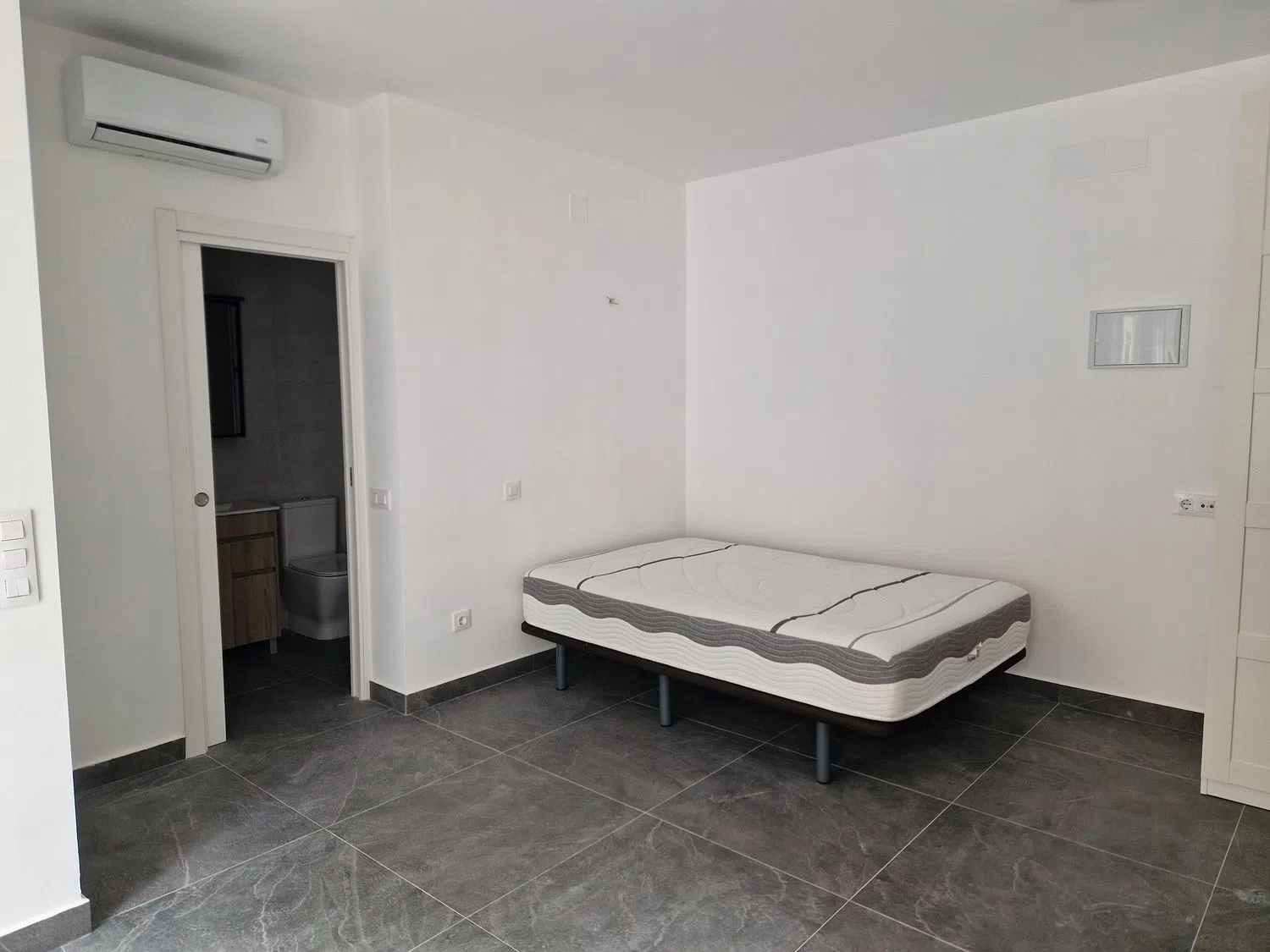 Estudio en calle Alcalá, 232 - Foto 5