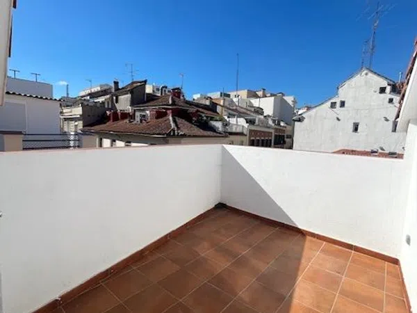 Ático en calle de Moratín, 27