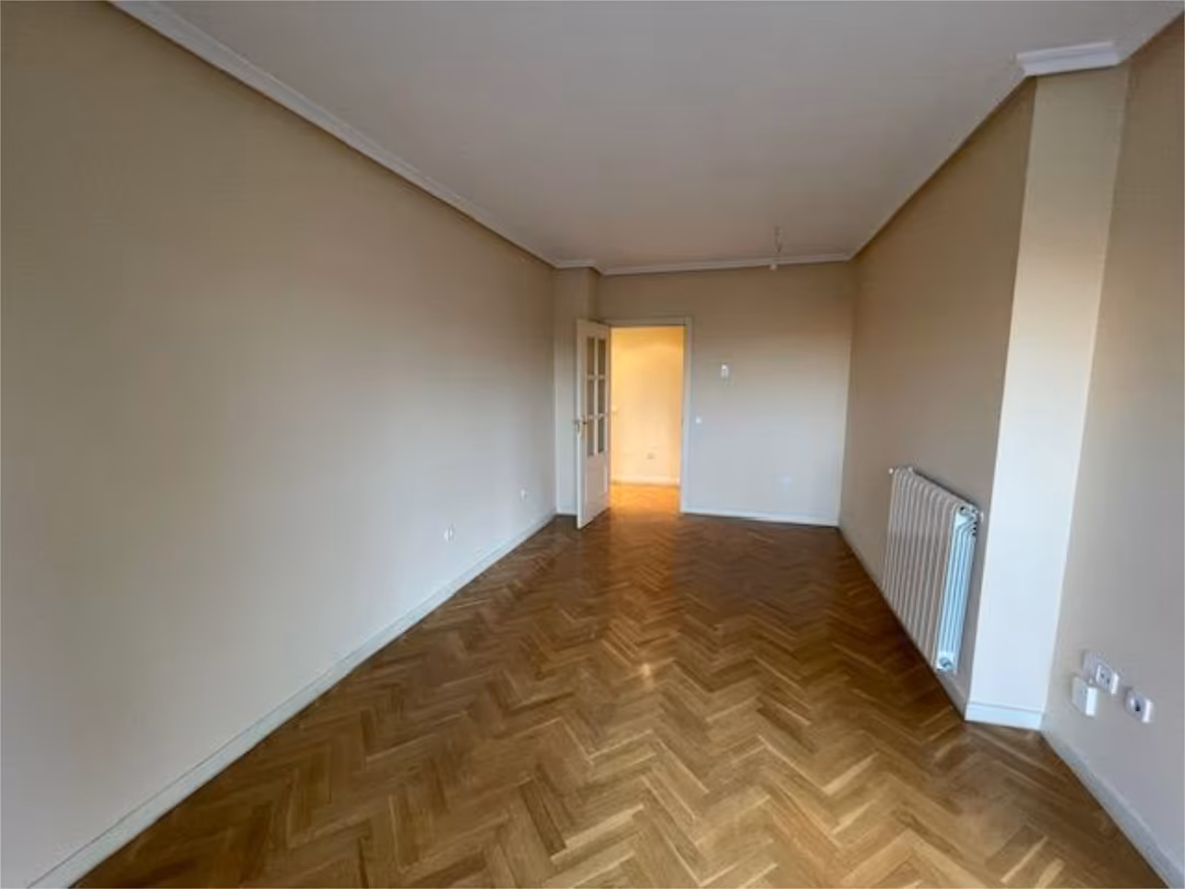 Piso en  Avenida del Talgo 131 - Foto 3