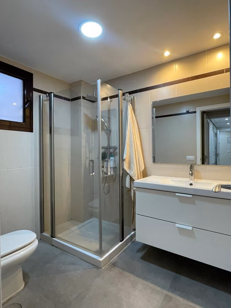 Piso en  Avenida Cañito Bazán Local - Foto 20