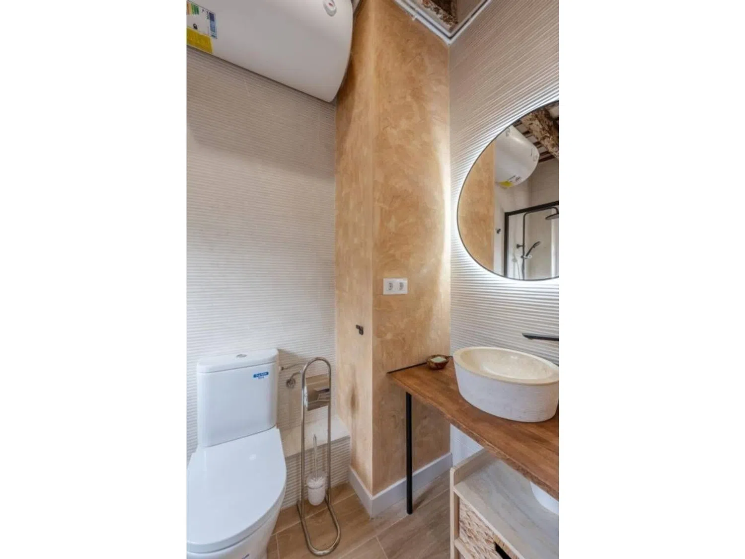 Estudio en calle de Bailèn, 71 - Foto 1