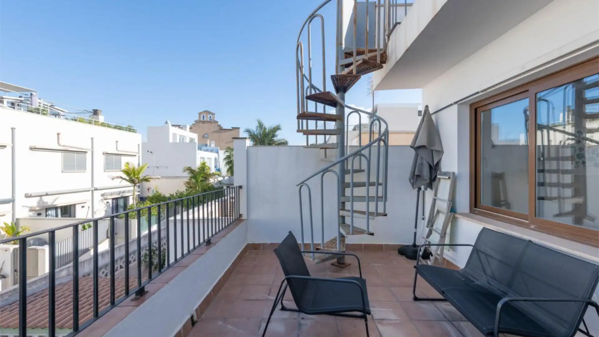 Casa adosada en  Carrer de la Palmera 23 - Foto 14