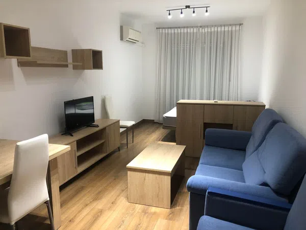 Estudio en calle Paz, 5