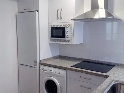 Piso en avenida Tenor Pedro Lavirgen, 4