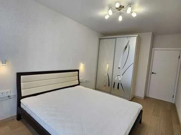 Piso en calle la Regente, 4 - Foto 4