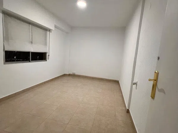 Piso en calle Brigadier Algarra, 48 - Foto 6