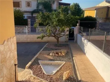 Casa adosada en Urbanización las Pedrizas - Foto 4