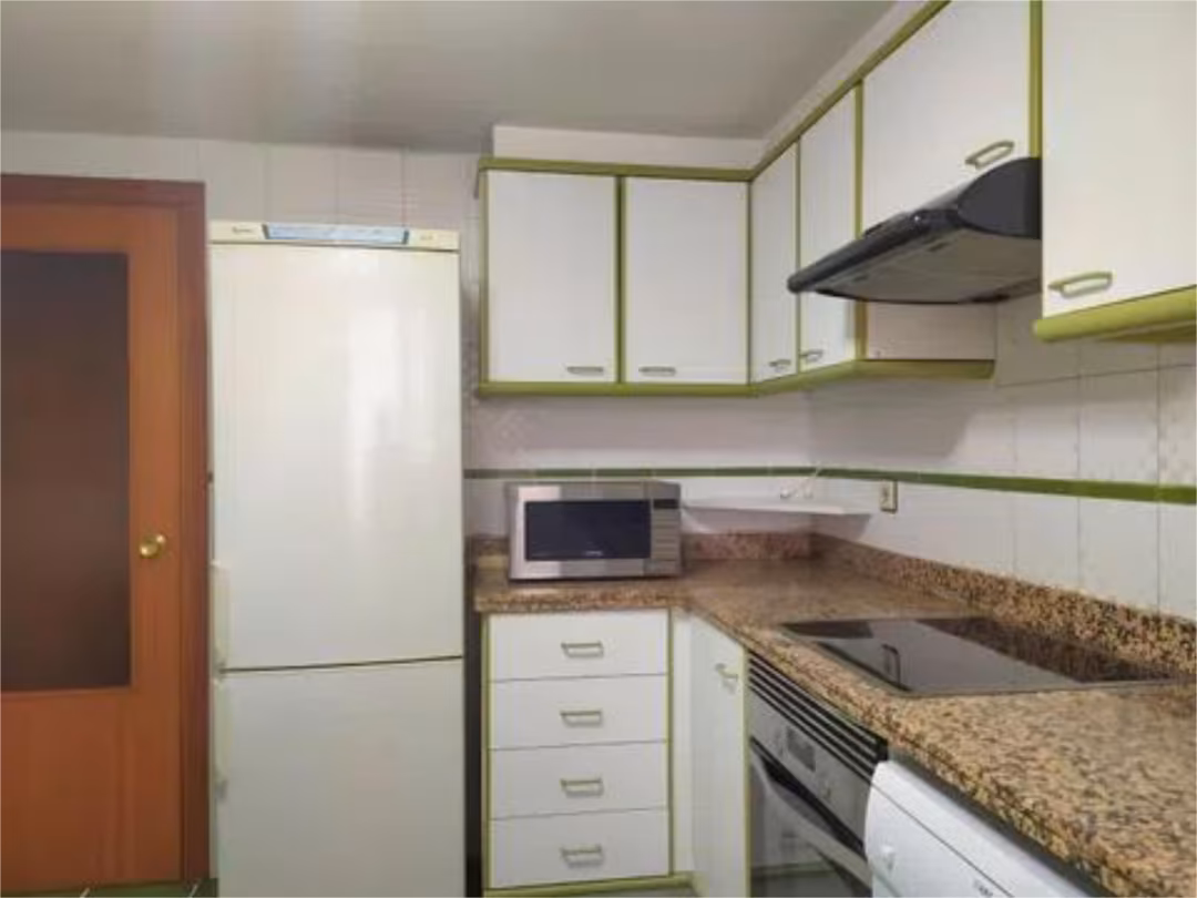 Piso en  Carrer del Clariano 35 - Foto 3