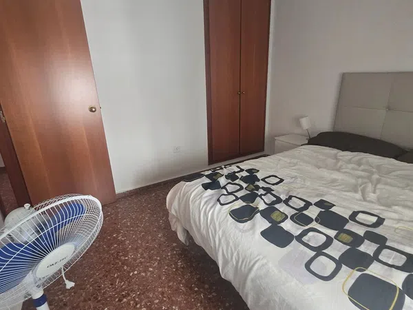 Piso en Avenida del Primer de Maig - Foto 3
