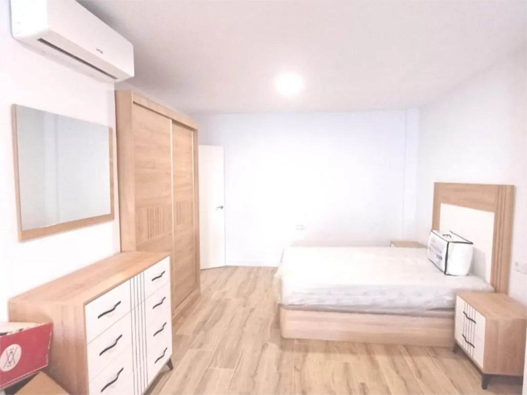 Piso en  Calle Pintor Espinosa 16 - Foto 1