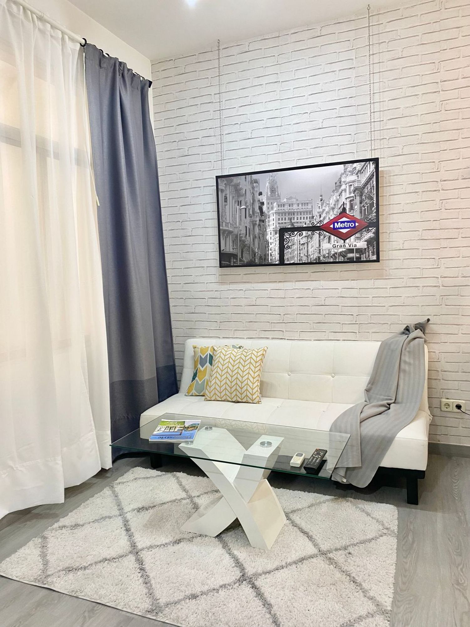 Piso en calle del Amparo, 77 - Foto 1