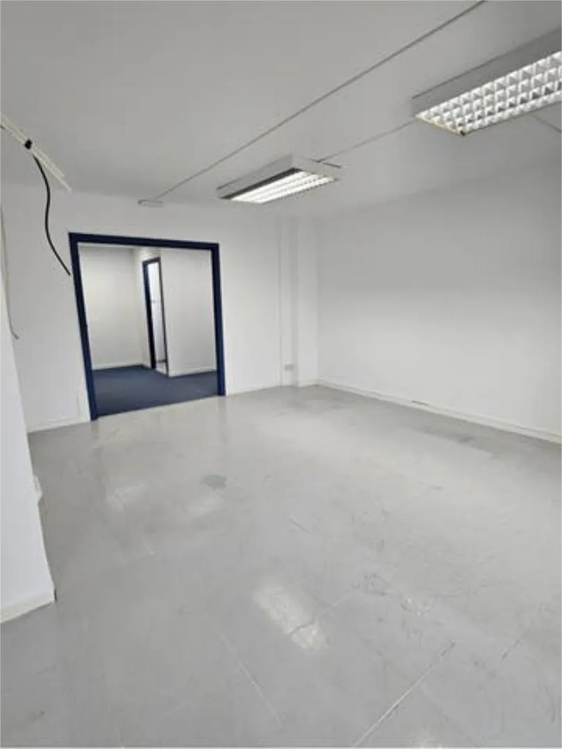 Local comercial en Residencial TV3 - Foto 8