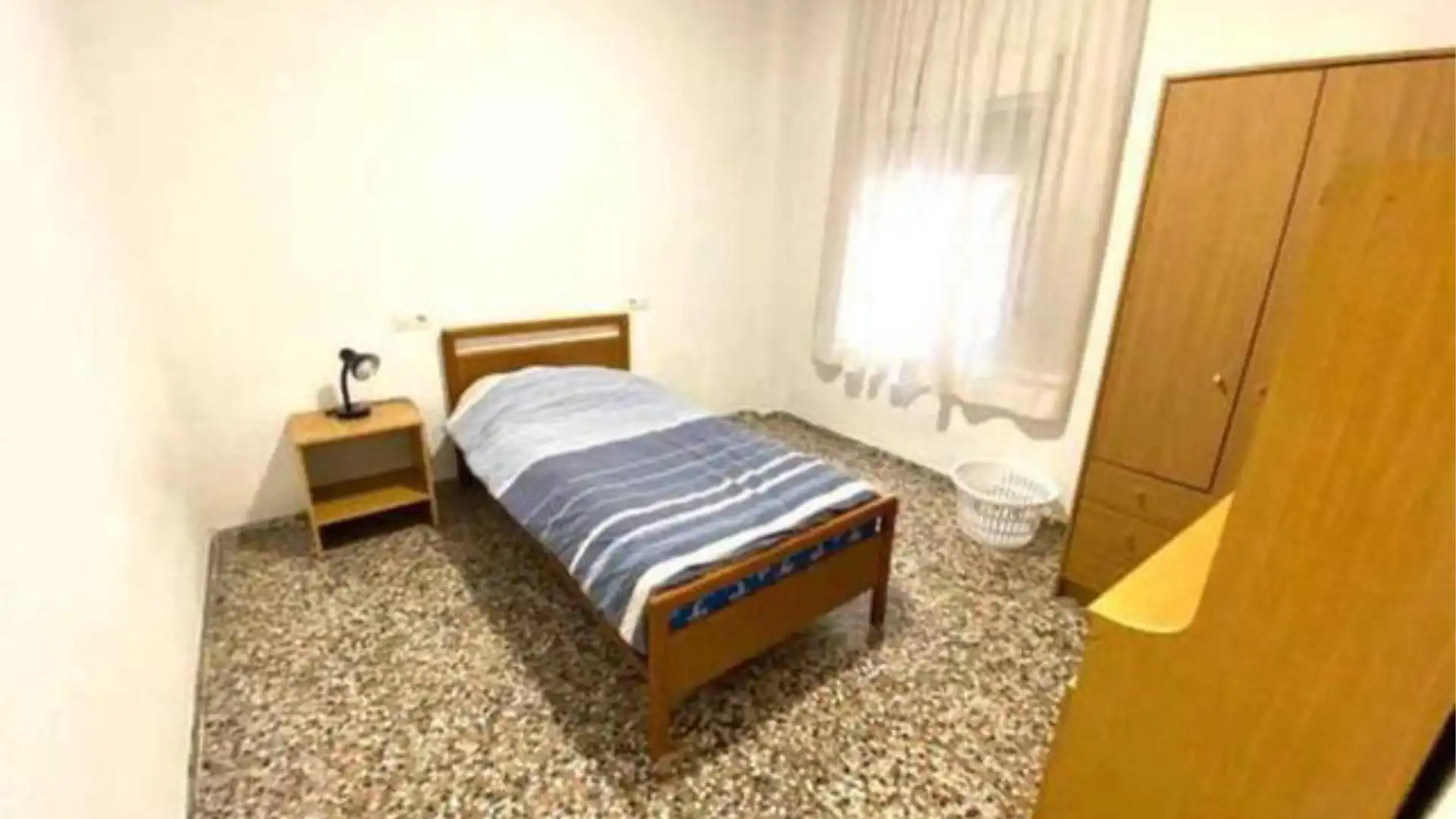 Chalet en centro de la Hoya - Foto 4