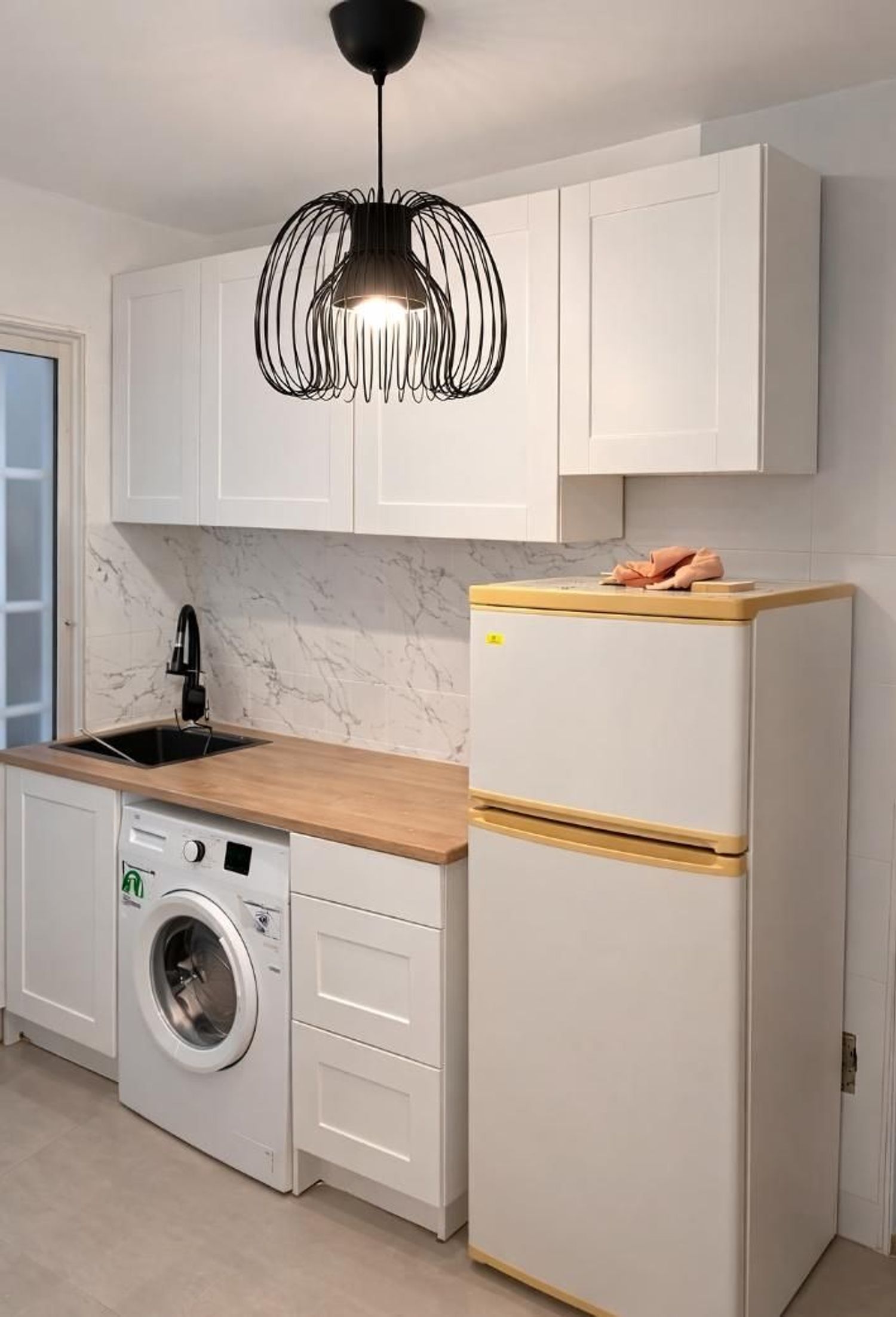 Piso en calle Monasterio de Cines, 2 - Foto 2