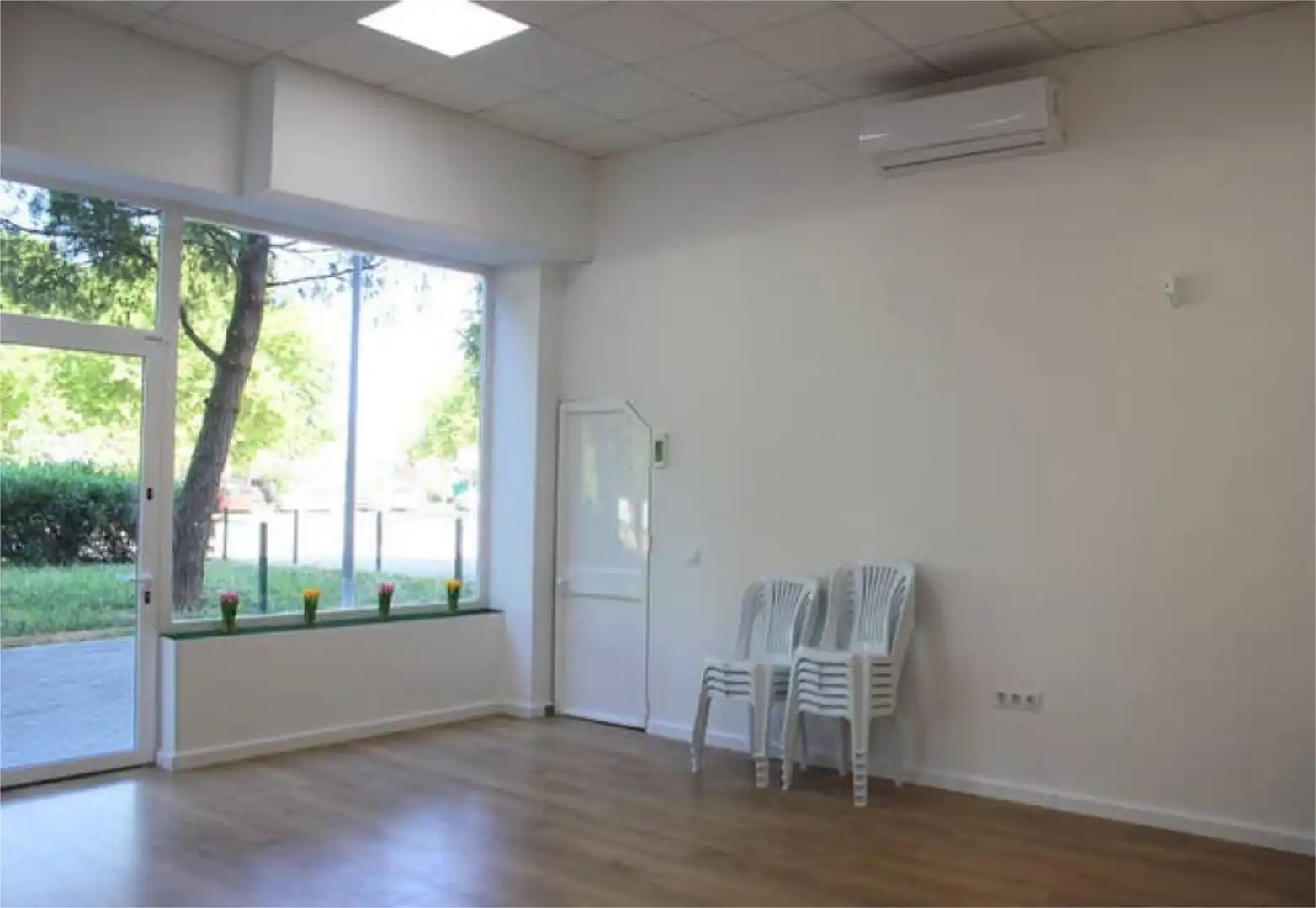 Local comercial en Sevilla Este - Foto 4