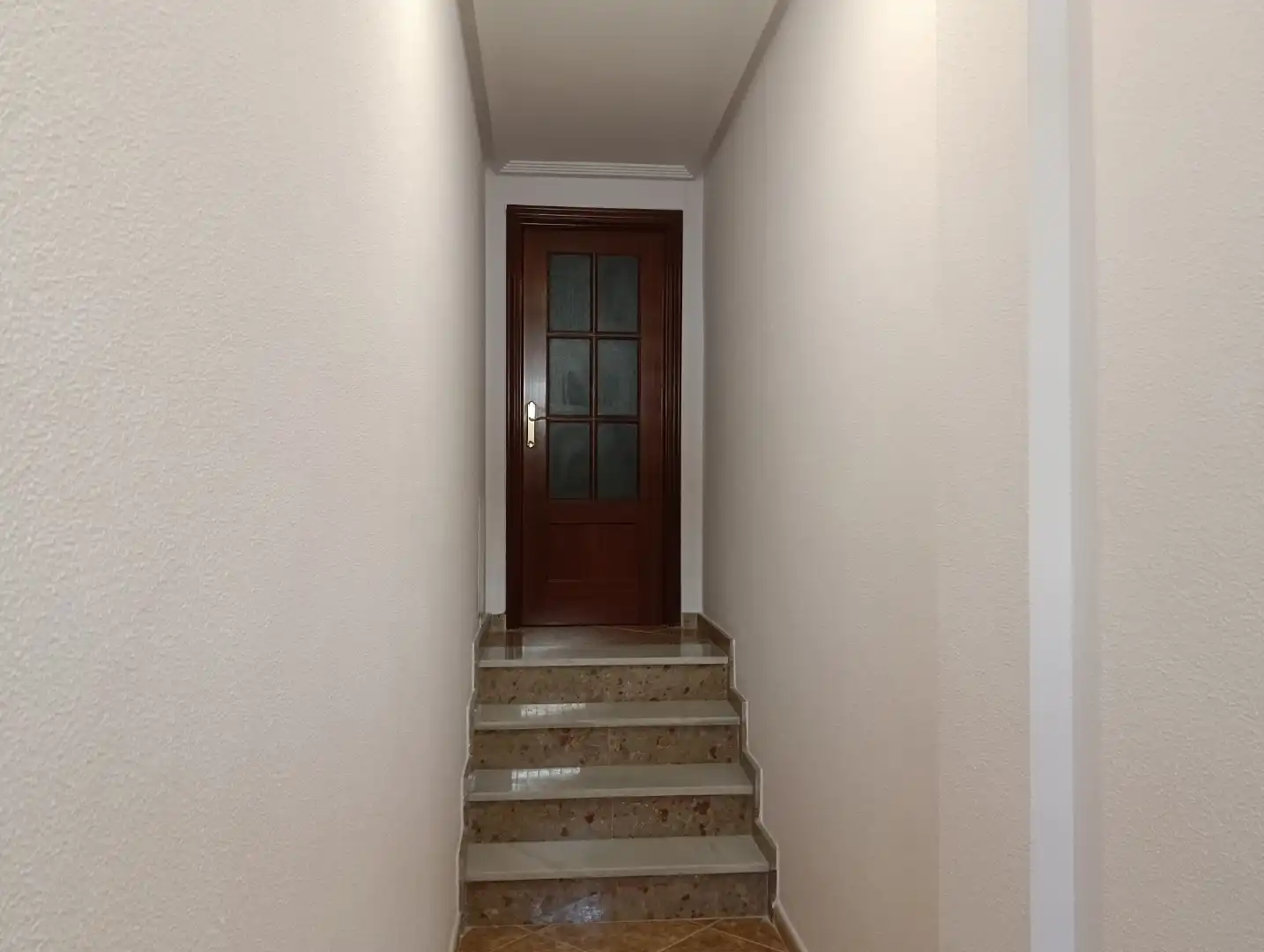 Piso en  Avenida de Cristóbal Colón 74 - Foto 7