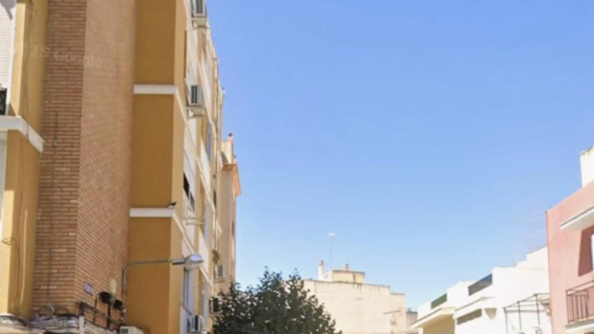 Casa adosada en  Calle Faura 10 - Foto 7