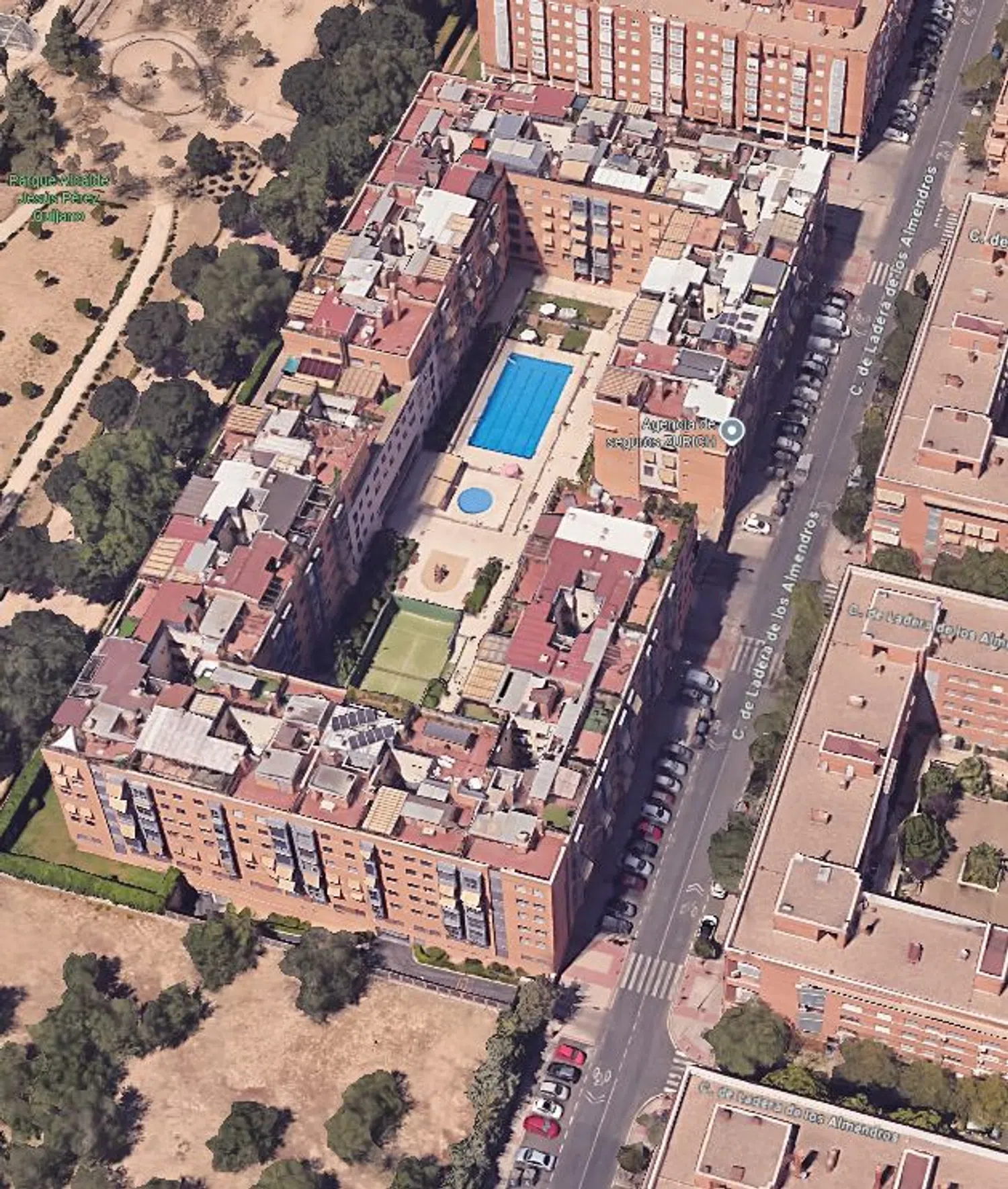 Piso en calle de Ladera de los Almendros, 18 - Foto 2