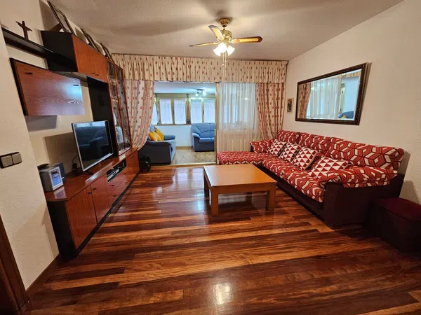 Piso en calle de San Faustino, 2