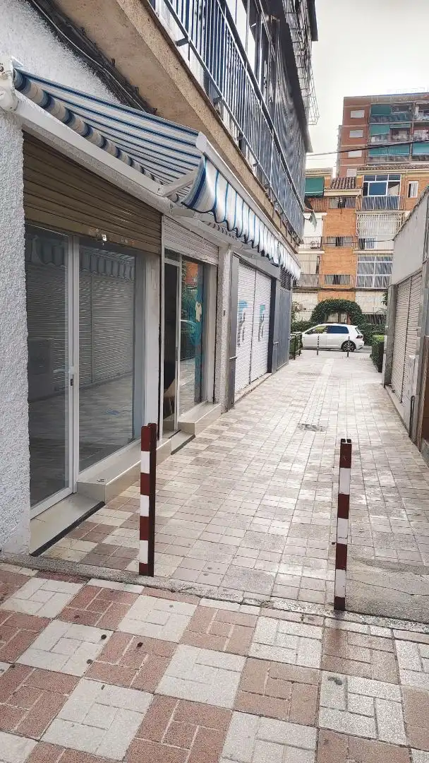 Local comercial en  Calle Periodista Luis de Vicente 6 - Foto 14