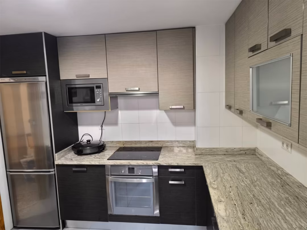 Piso en  Calle Ilusión 6 - Foto 9