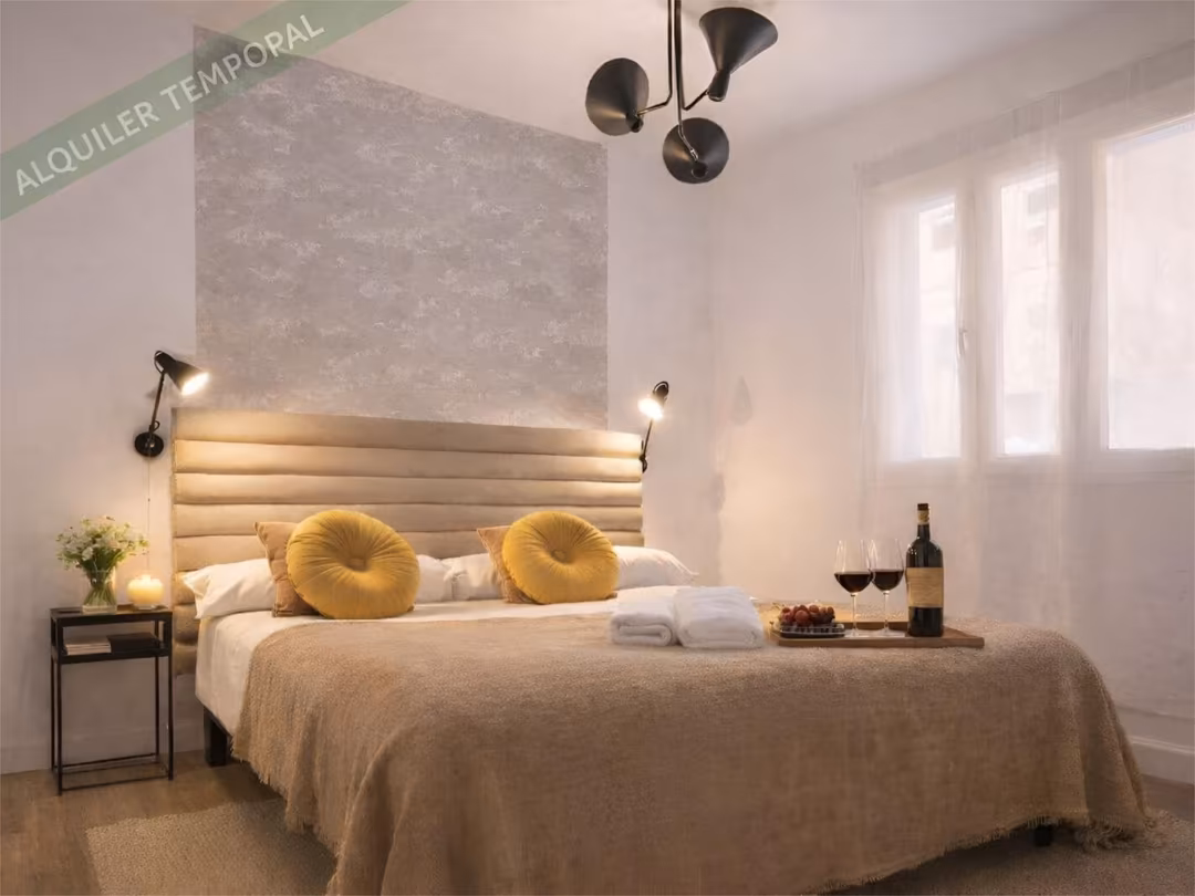 Piso en calle de los Estudios 9