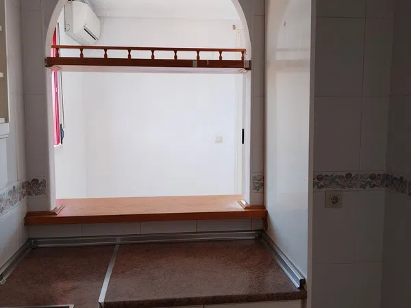 Piso en avenida Tellerola, 1 - Foto 8