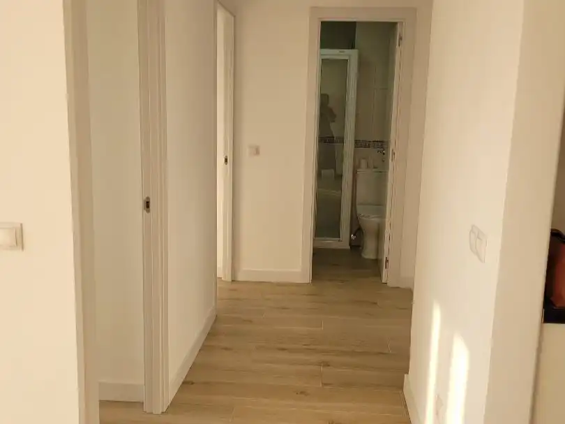 Piso en calle de Melchor Fernández Almagro 37 - Foto 10