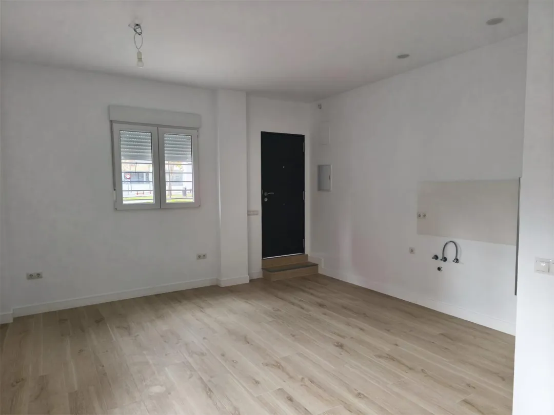 Piso en  Calle Conde de Guadalhorce 10 - Foto 9