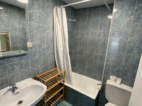 Estudio en calle Aiztogile, 81