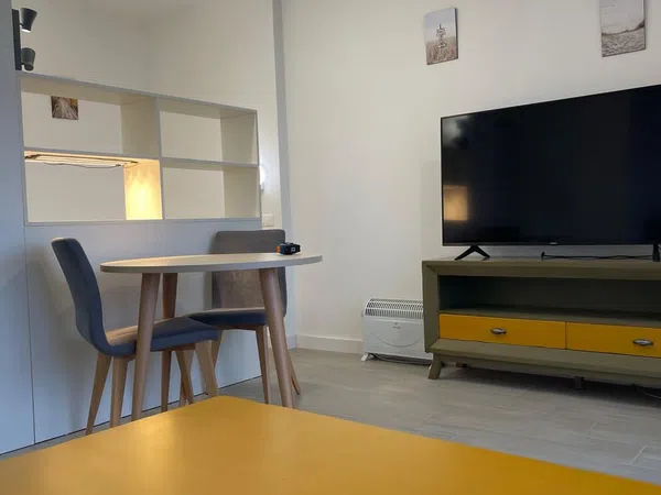 Estudio en calle Poeta Vila y Blanco, 4 - Foto 2