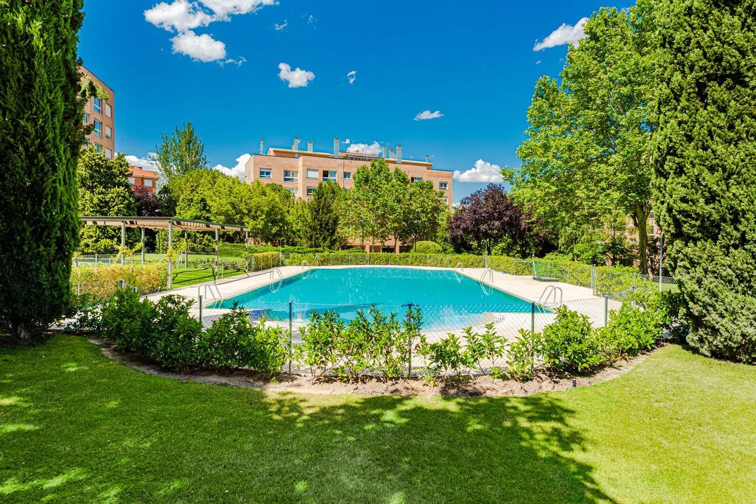 Piso en calle de Esteban Palacios - Foto 1