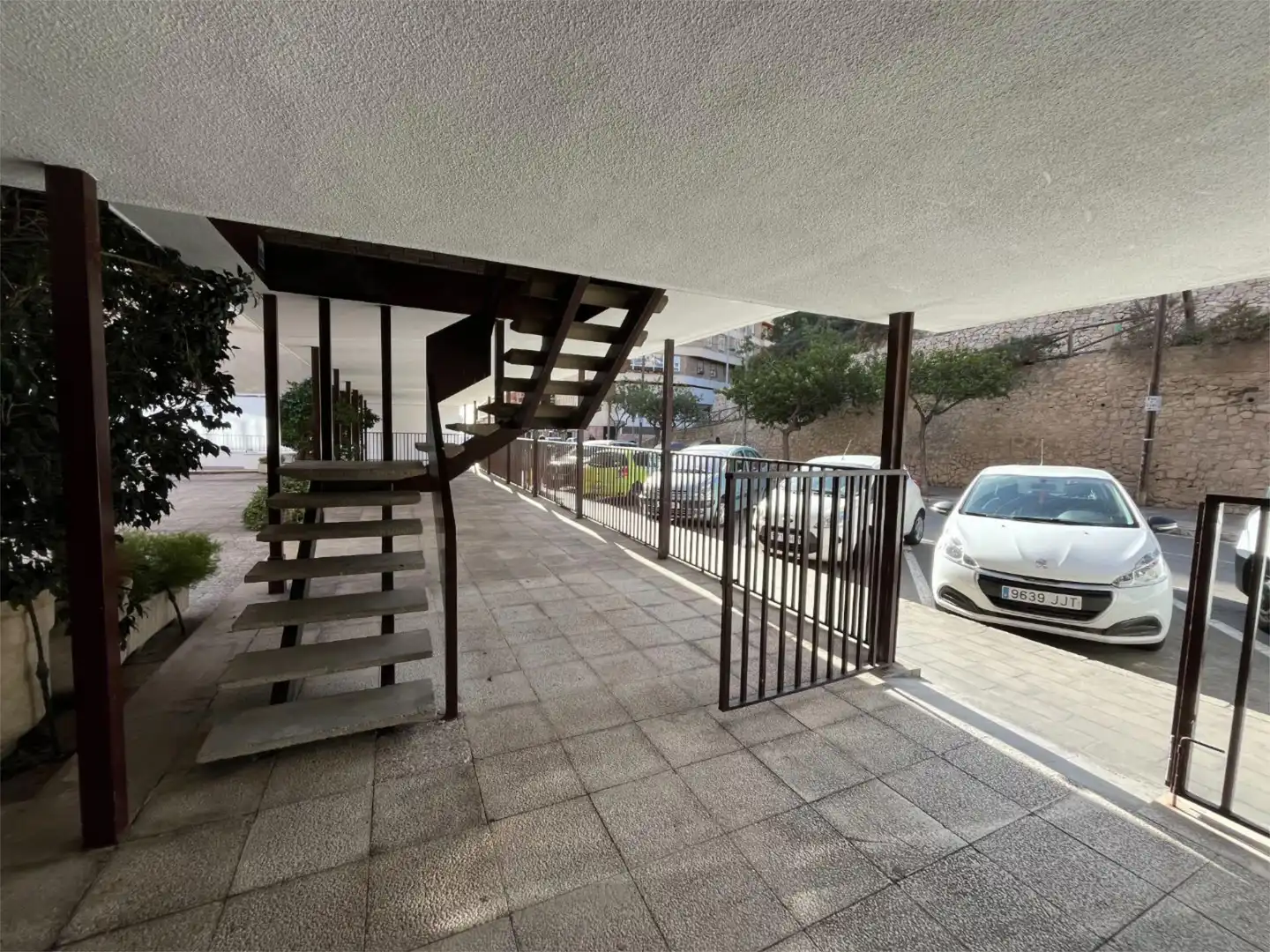 Local comercial en  Calle de la Virgen del Socorro 54 - Foto 4