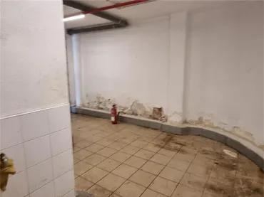 Local comercial en  Carrer Sant Pere 56 - Foto 4