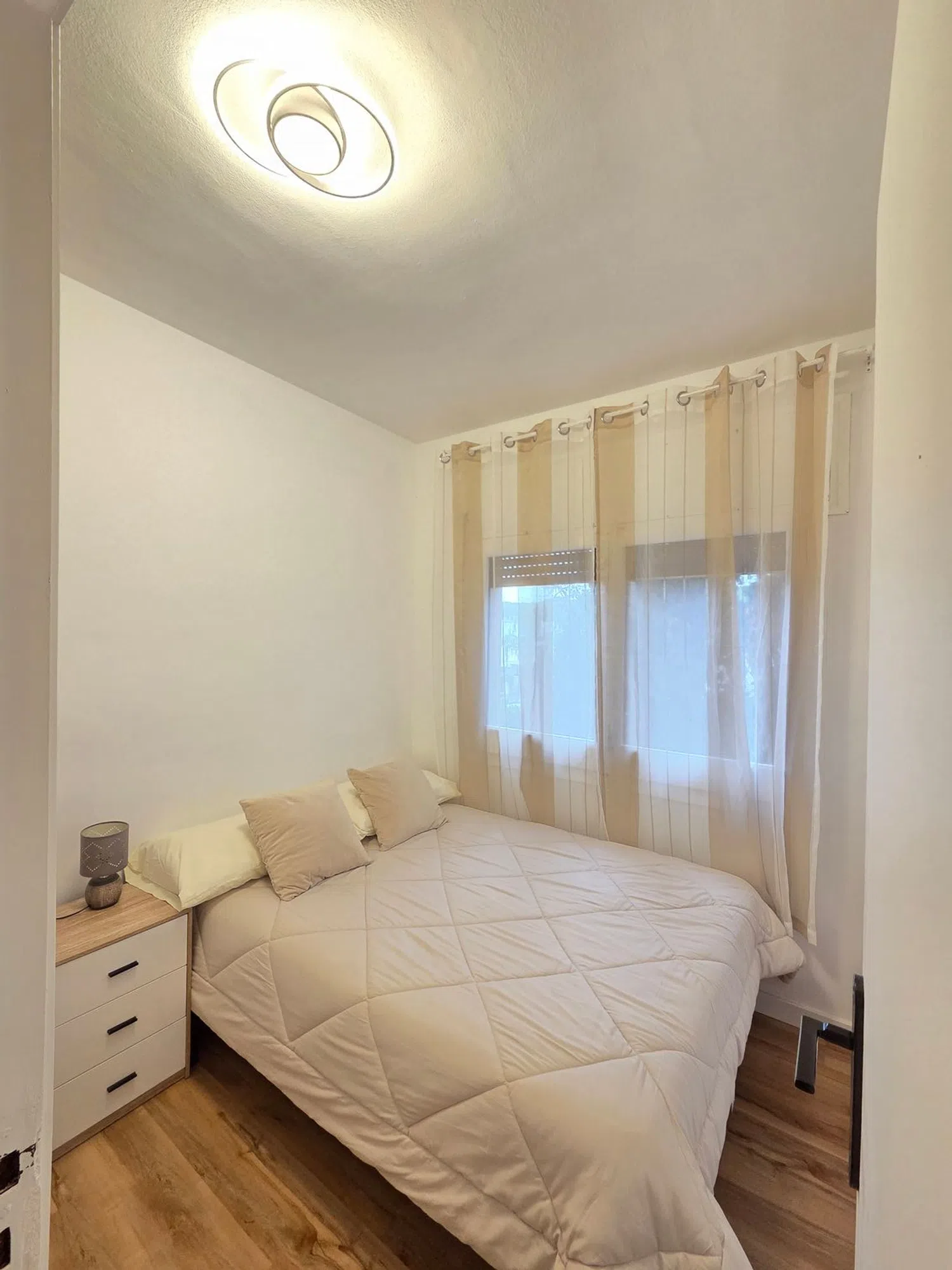 Piso en La Pineda - Foto 19