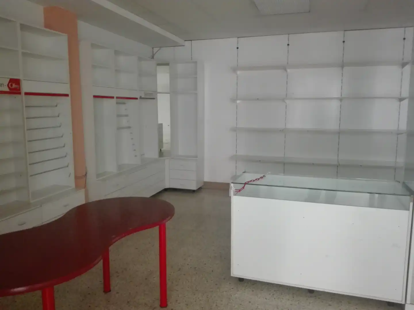 Local comercial en  Carretera de Rellinars - Foto 4