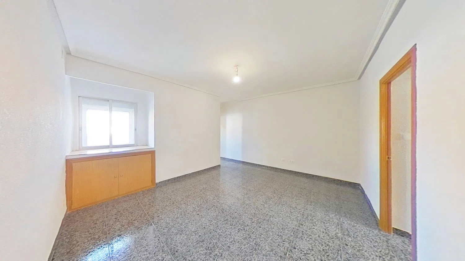 Piso en Barrio Casco Histórico de Barajas - Foto 1