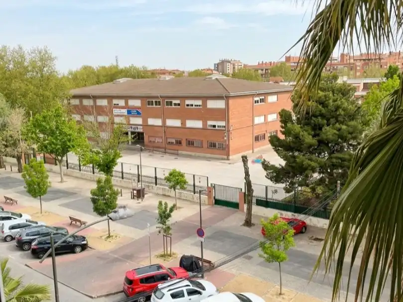Piso en  Avenida de las Ciudades 96 - Foto 8