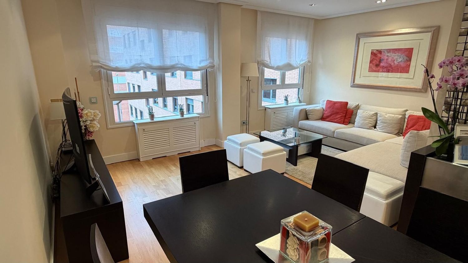 Piso en calle Obanos, 18