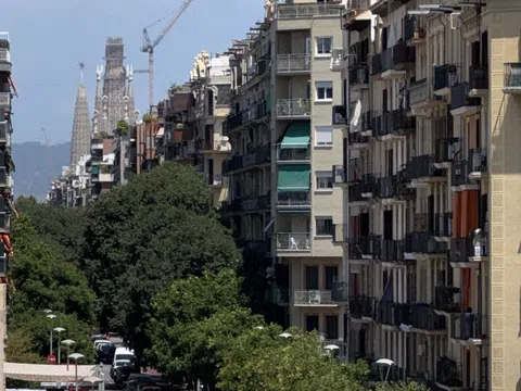 Piso en calle de Provença, 7