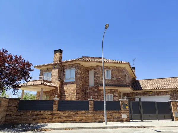 Chalet pareado en Villanueva de la Cañada Centro, 1