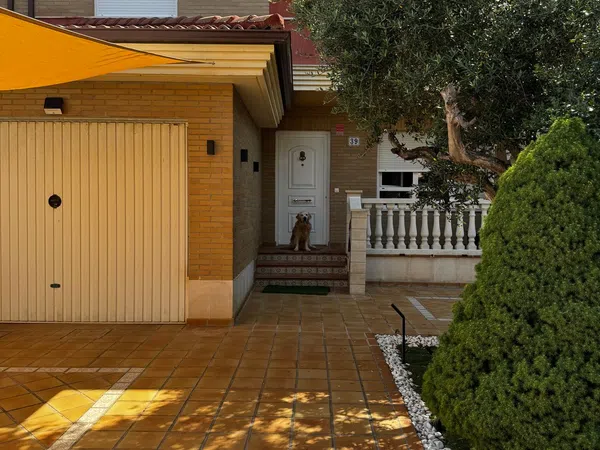 Chalet adosado en Calle Capellán, 39 - Foto 1