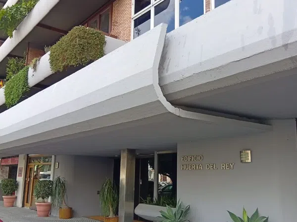 Piso en avenida Eduardo Dato, 22
