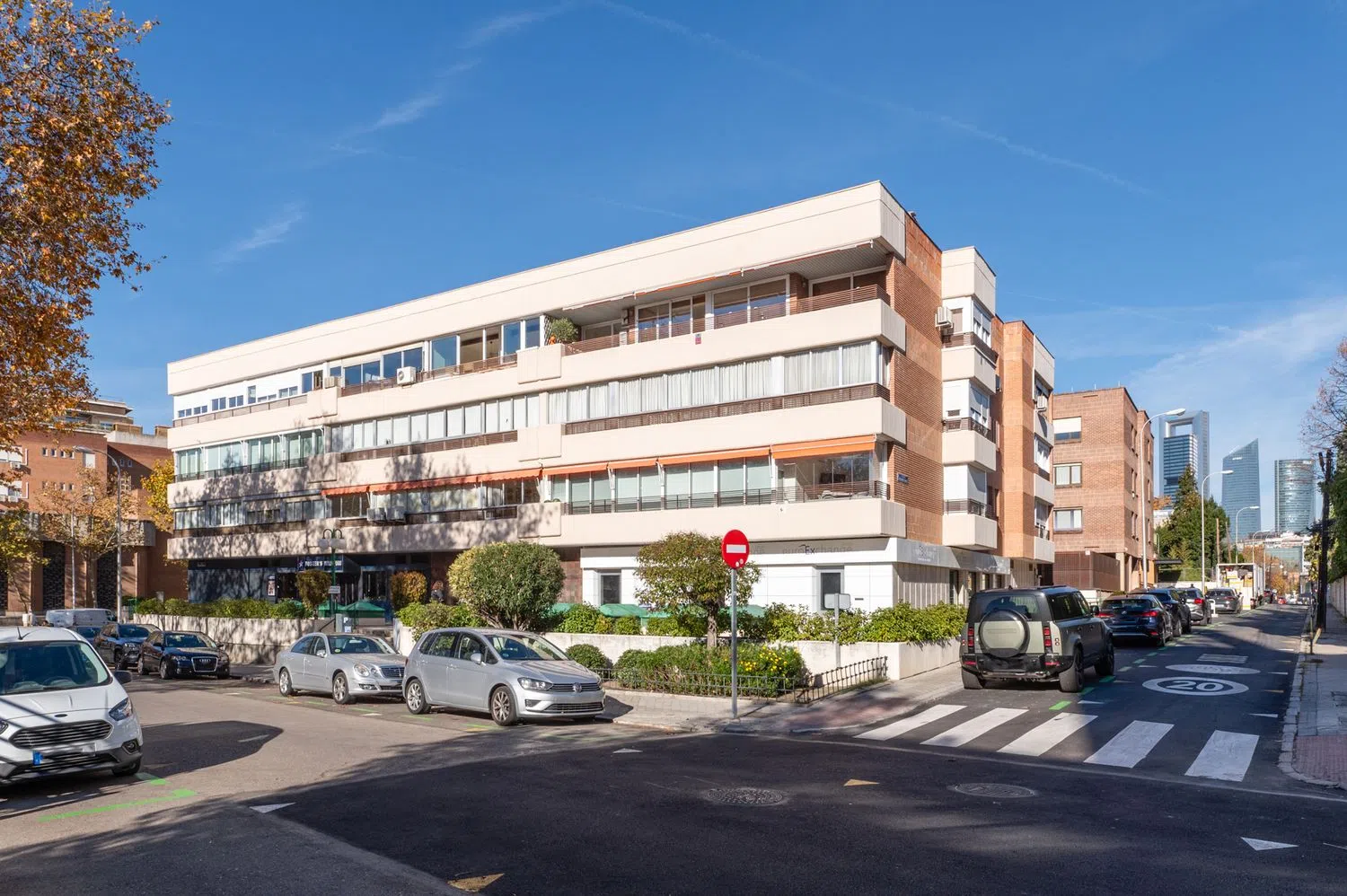 Piso en calle de Apolonio Morales, 1 - Foto 1