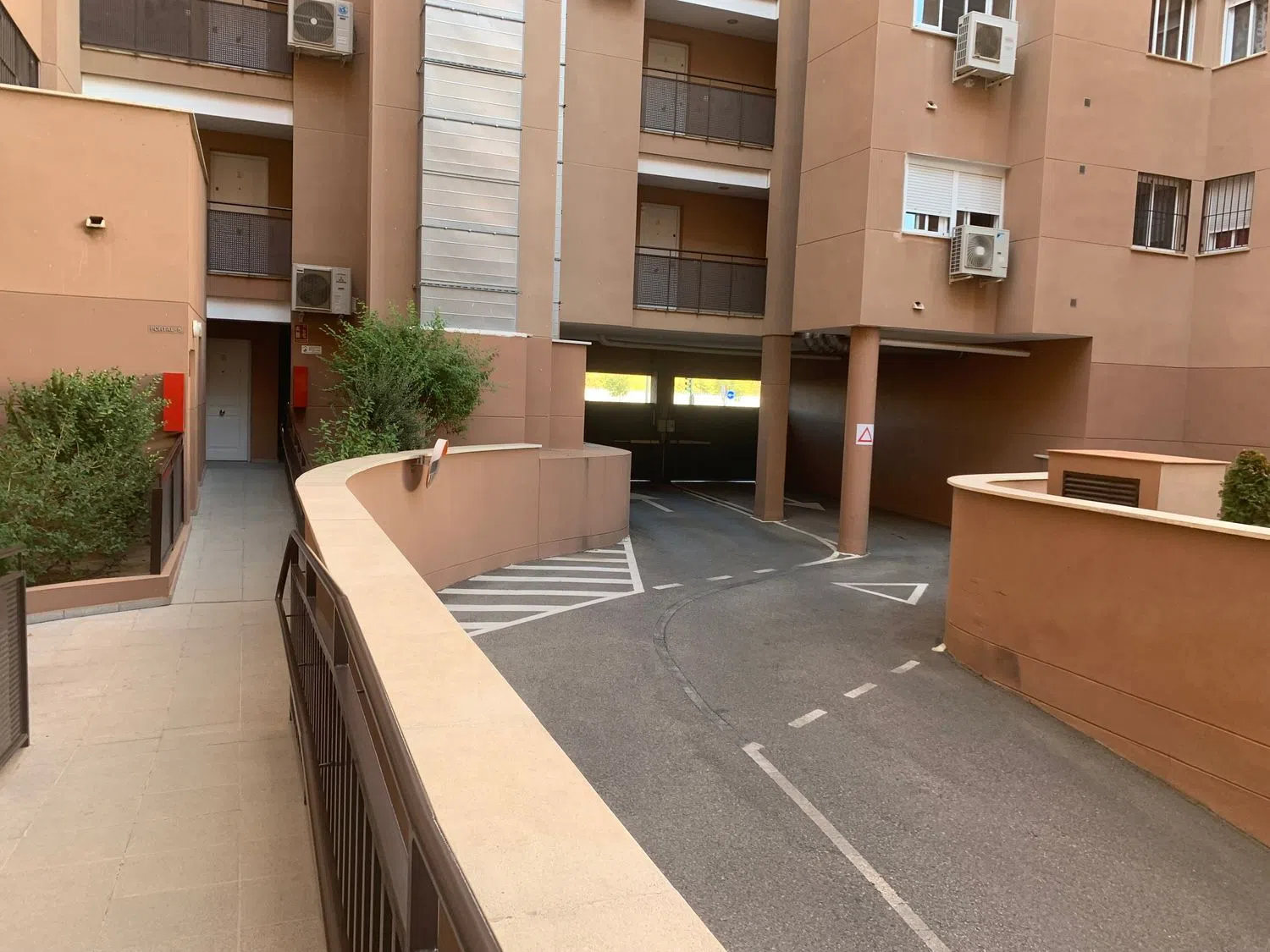 Piso en calle Profesor Manuel Clavero Arévalo, 8 - Foto 2