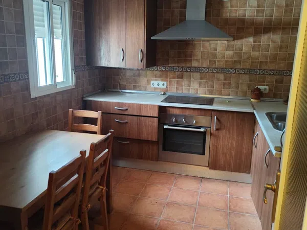 Chalet adosado en Torrecilla-La Cañada - Foto 1