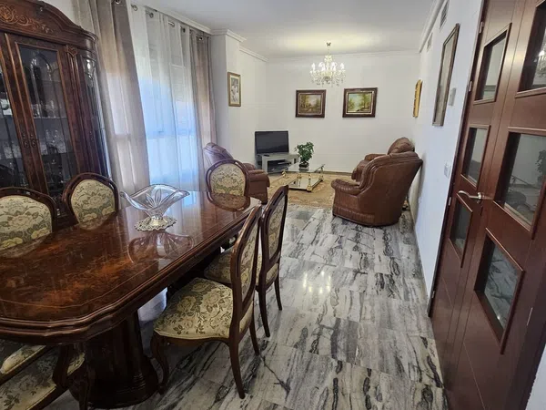 Piso en calle Malaysia, 1 - Foto 2