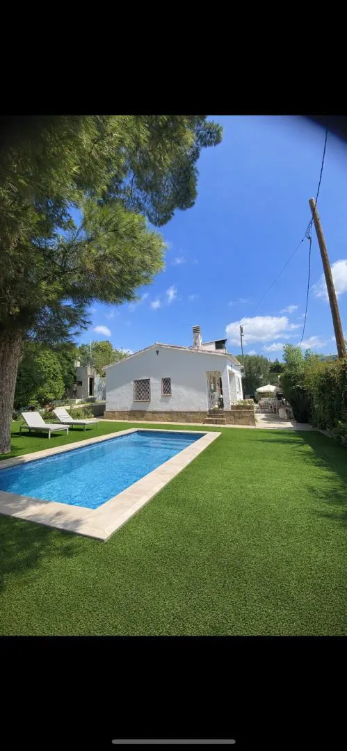 Chalet en  Carrer Riera 1 - Foto 1