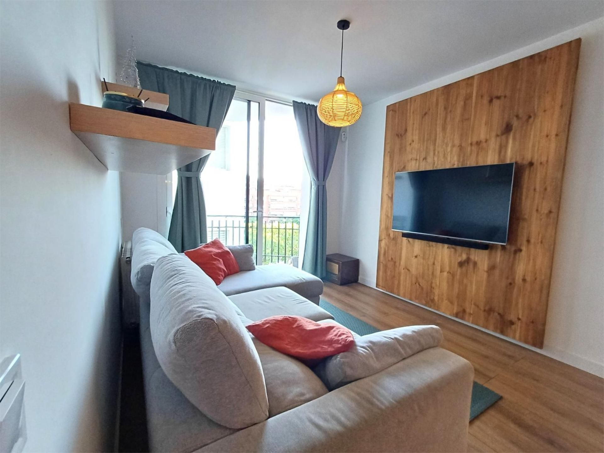 Piso en  Carrer de Baldomer Solà 148 - Foto 2