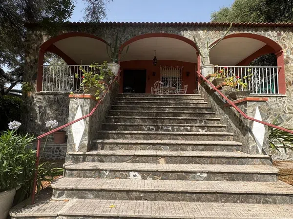 Casa o chalet independiente en Calle Chalets Baldío, 39 - Foto 3